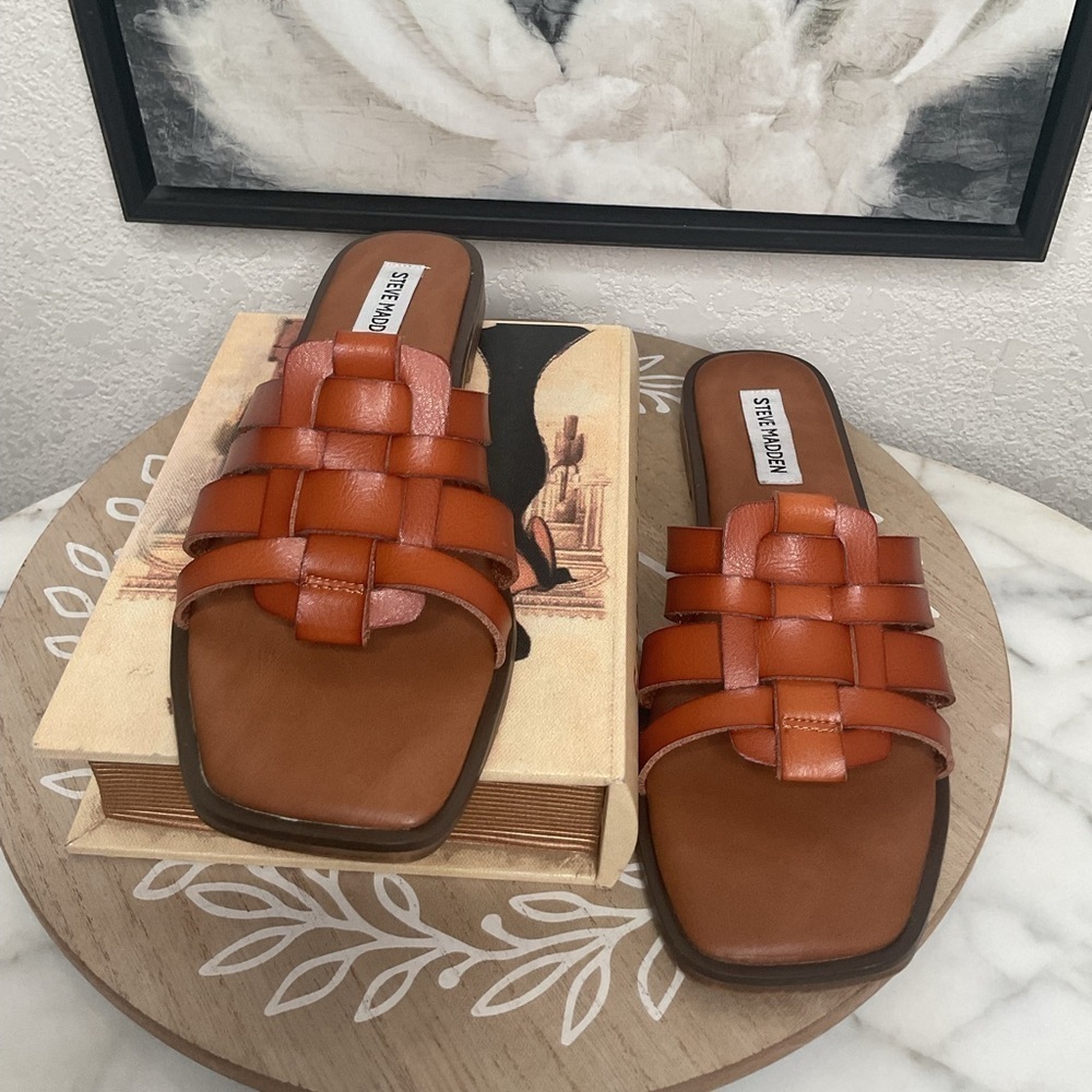 Steve Madden Fisherman style Sandals Lena, beautiful warm cognac color,comfy☀️ - Picture 1 of 7
